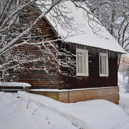 Joeniidu Holiday House Trolla Eksteriør billede